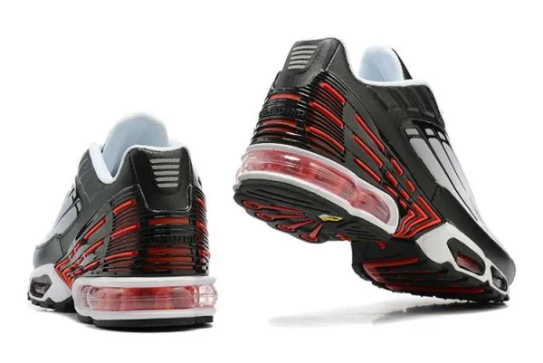 AIR MAX PLUS TN 3 'BLACK GREY RED' - Imagen 3