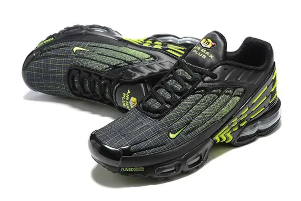 AIR MAX PLUS TN 3 'GREEN SPIROGRAPH' - Imagen 4