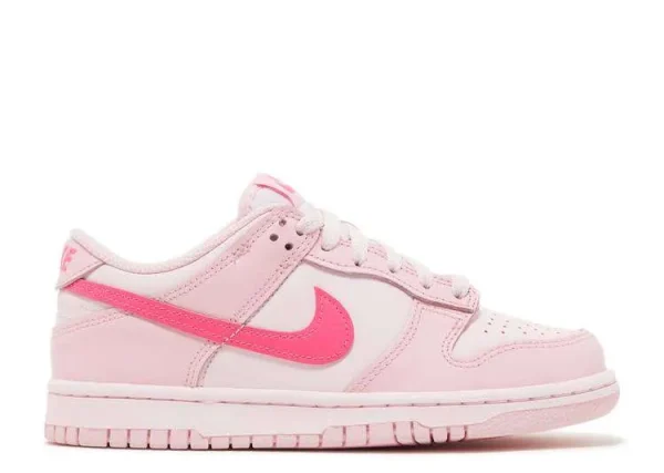 SB DUNK LOW 'TRIPLE PINK'
