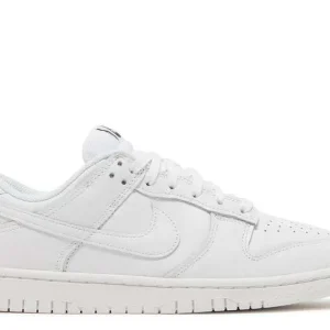 SB DUNK LOW 'TRIPLE WHITE'